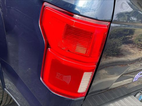 Used 2018 Ford F150 Lariat w/ Equipment Group 502A Luxury image 27