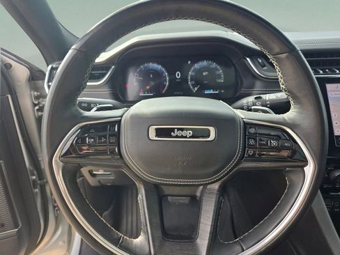 Used 2022 Jeep Grand Cherokee Overland image 29