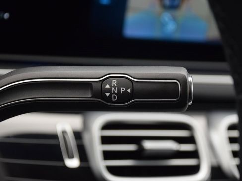 Used 2025 Mercedes-Benz GLE 350 4MATIC image 31