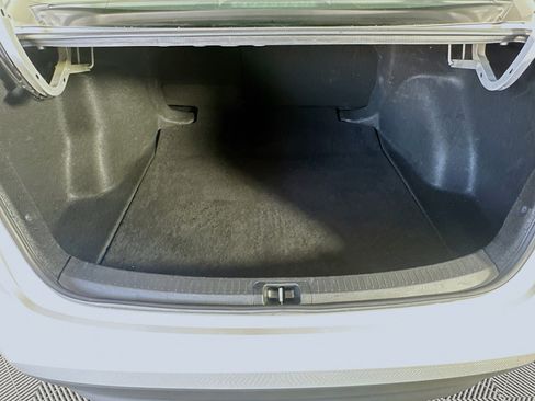 Used 2023 Toyota Corolla LE FWD image 27