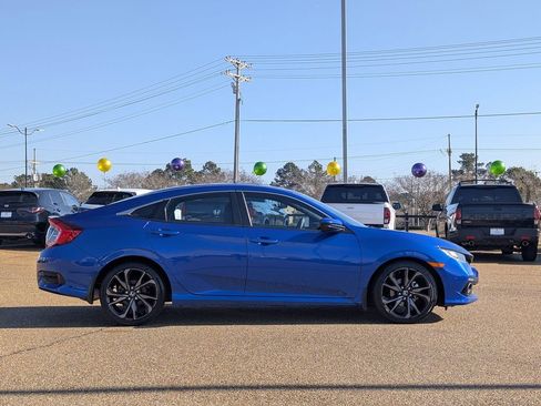Used 2020 Honda Civic Sport image 2