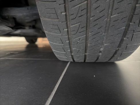 Used 2021 Toyota Camry XSE image 8