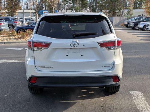 Used 2016 Toyota Highlander Limited image 4