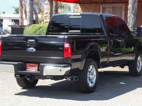 Used 2016 Ford F250 Lariat w/ Lariat Ultimate Package AWD/4WD image 11