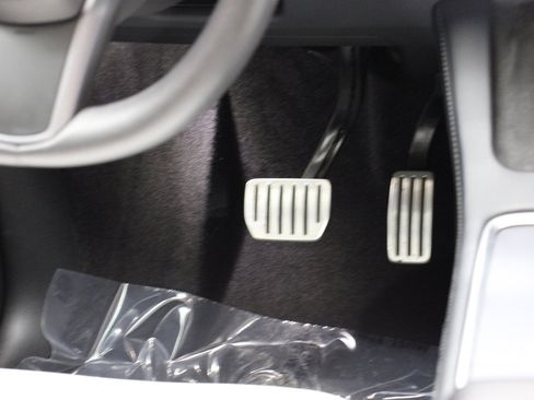 Used 2022 Tesla Model Y Performance image 51