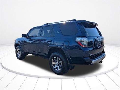 Used 2018 Toyota 4Runner TRD Off-Road image 14