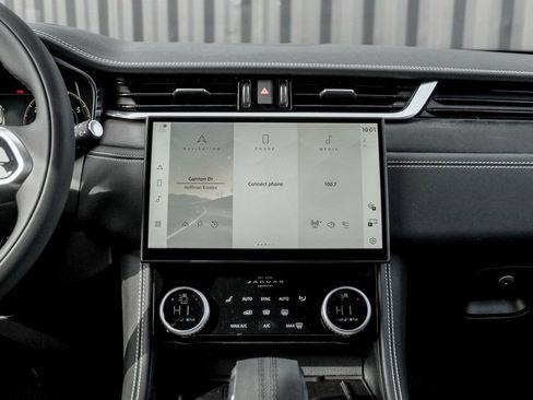 New 2026 Jaguar F-PACE R-Dynamic S AWD/4WD image 18