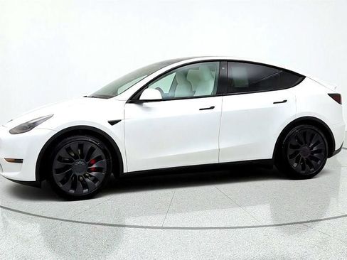 Used 2022 Tesla Model Y Performance AWD/4WD image 8