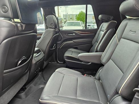 Used 2021 Cadillac Escalade Premium Luxury w/ LPO, Floor Liner Package AWD/4WD image 20