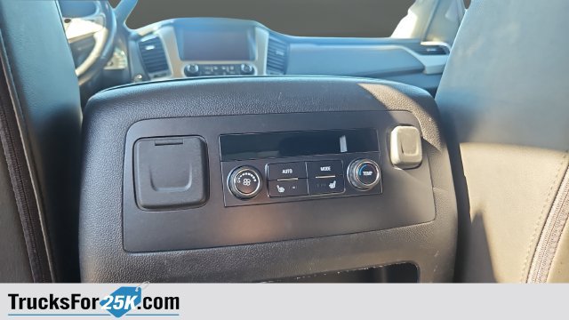 Used 2018 GMC Yukon Denali RWD image 34