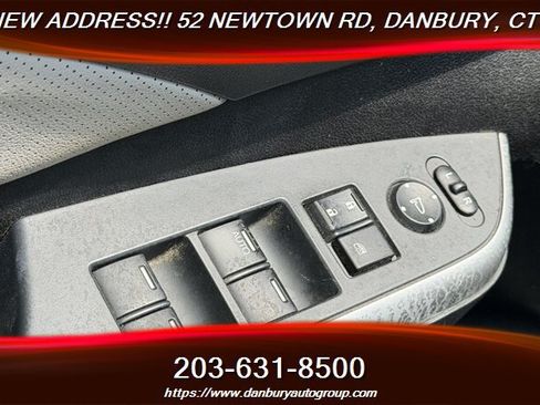 Used 2016 Honda CR-V Touring image 11