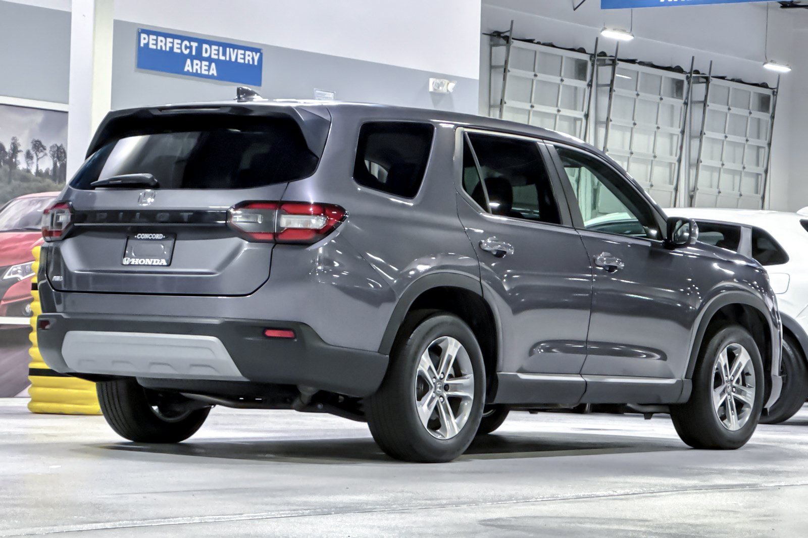 Used 2024 Honda Pilot EX-L image 9