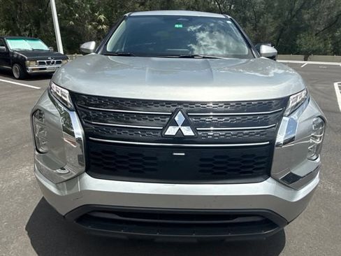 Used 2024 Mitsubishi Outlander ES FWD image 7