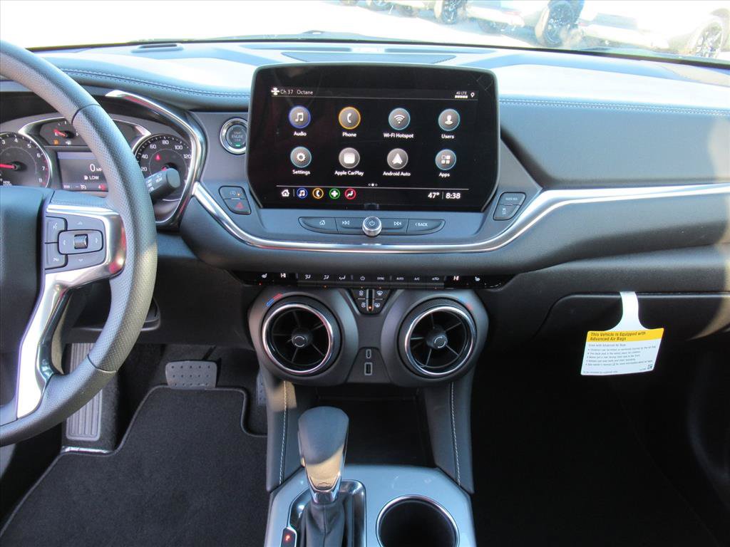 New 2025 Chevrolet Blazer LT FWD image 18