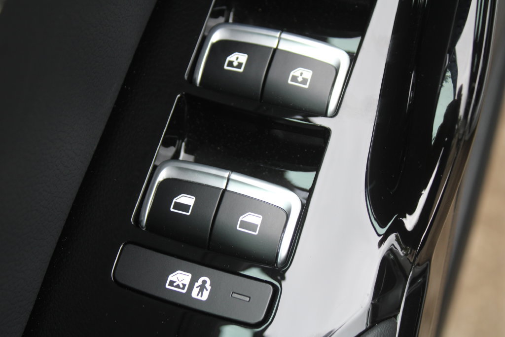 New 2026 Kia K5 GT-Line w/ GT-Line Premium Package AWD/4WD image 19