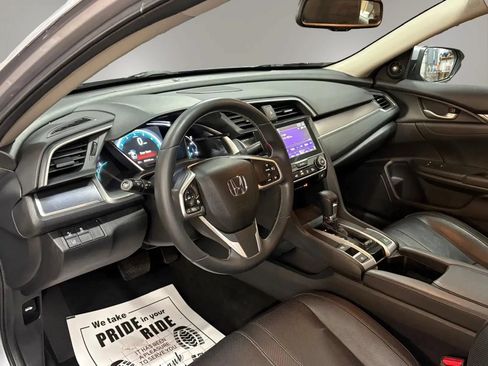 Used 2016 Honda Civic Touring image 17