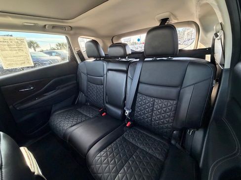 Certified 2022 Nissan Murano Platinum w/ Cargo Package image 24