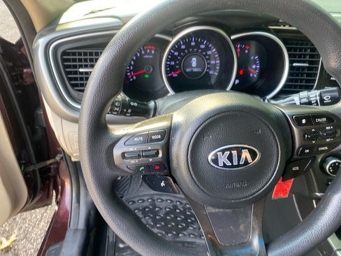 Used 2015 Kia Optima LX w/ LX Convenience Package FWD image 11