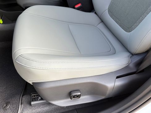 New 2026 Volvo EX30 Ultra image 17