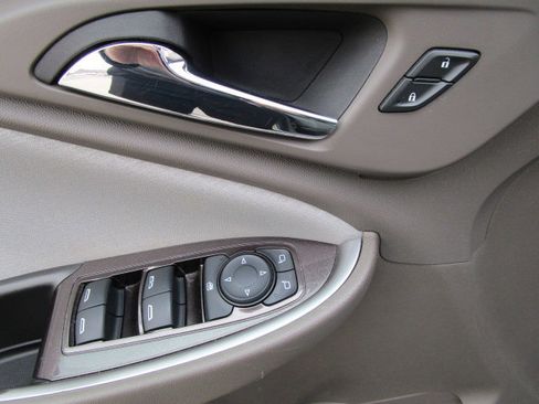 Used 2023 Chevrolet Malibu LT w/ Driver Confidence Package image 12