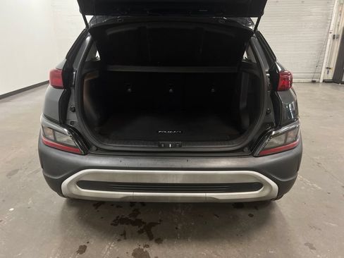 Used 2022 Hyundai Kona SEL w/ Convenience Package FWD image 25