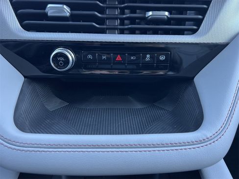 New 2026 Ford Explorer Active w/ Active Comfort Package image 6