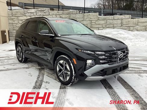 Certified 2025 Hyundai Tucson SEL image 1