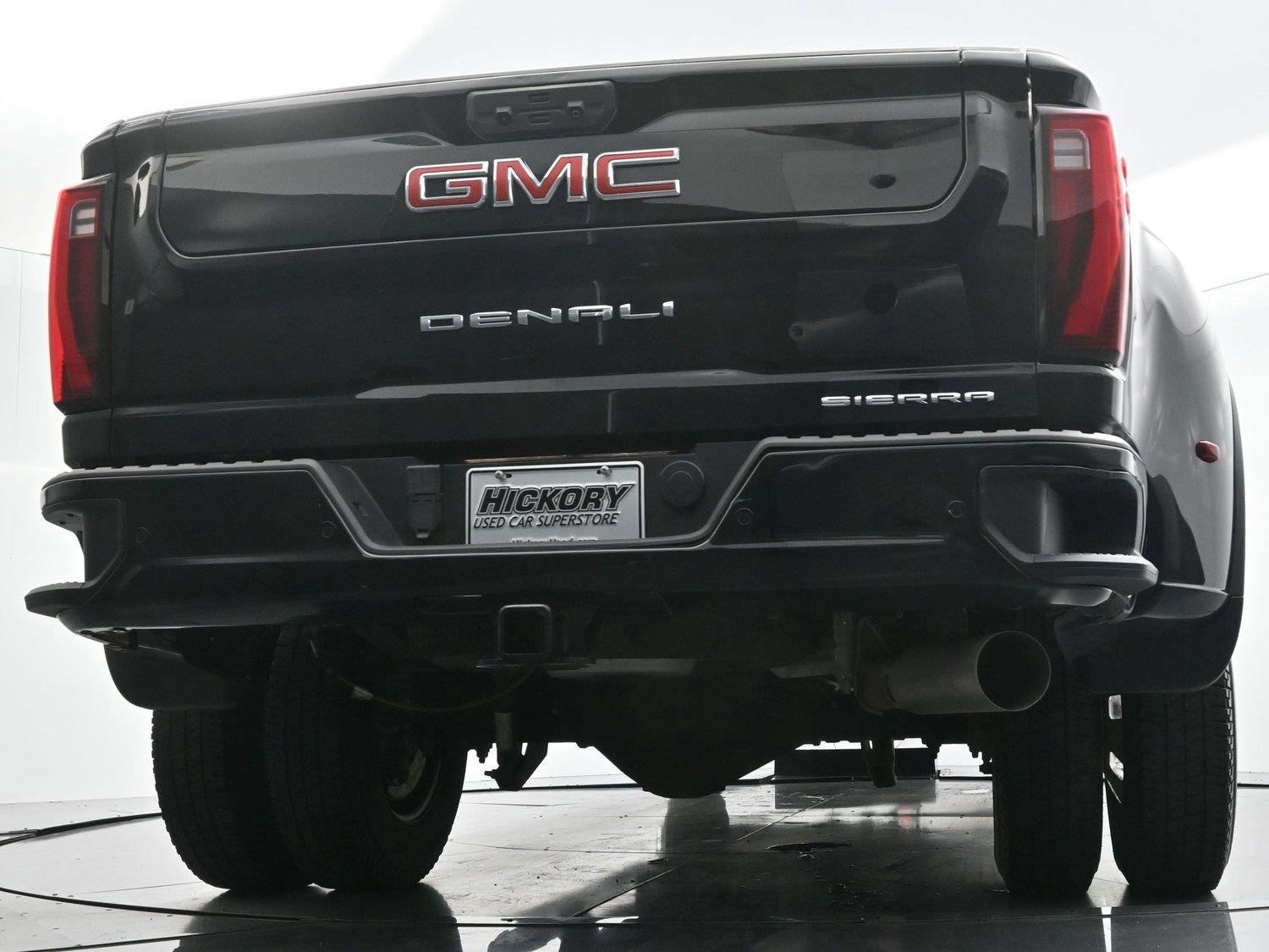 Used 2024 GMC Sierra 3500 Denali w/ Denali Reserve Package AWD/4WD image 48