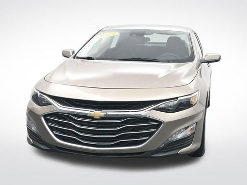 Used 2023 Chevrolet Malibu LT image 2