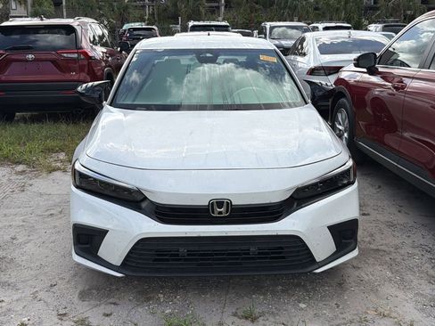 Used 2023 Honda Civic Sport image 2