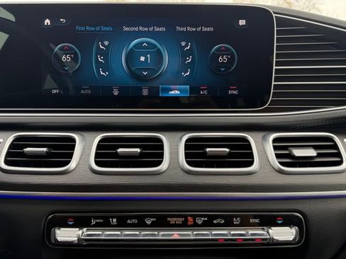 Certified 2023 Mercedes-Benz GLS 450 4MATIC image 24