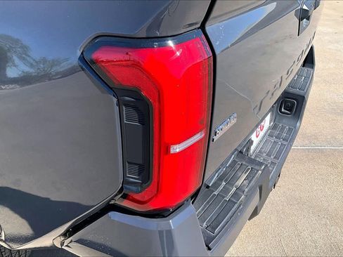 Used 2024 Toyota Tacoma SR5 image 27