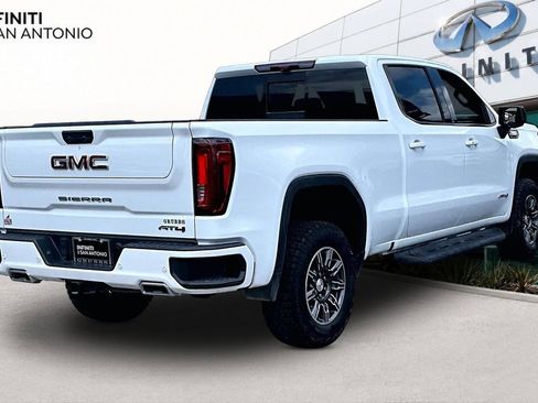 Used 2024 GMC Sierra 1500 AT4 w/ Technology Package AWD/4WD image 2