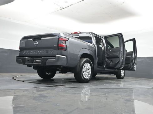 Used 2024 Nissan Frontier SV w/ SV Convenience Package image 44