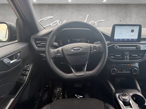 Used 2025 Ford Escape ST-Line FWD image 22