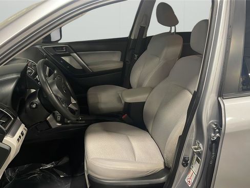 Used 2018 Subaru Forester 2.5i Premium w/ Protection Package #1 AWD/4WD image 10