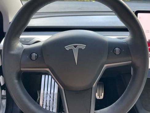 Used 2022 Tesla Model 3 Long Range AWD/4WD image 21