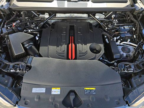 New 2025 Audi SQ5 Premium Plus image 31