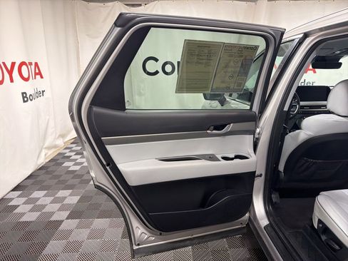 Used 2024 Hyundai Palisade SEL image 17
