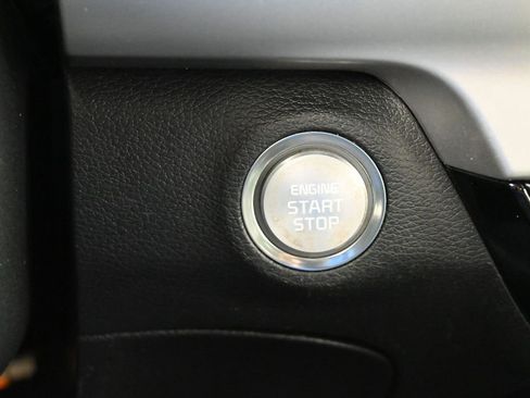 Used 2021 Kia Telluride LX image 27