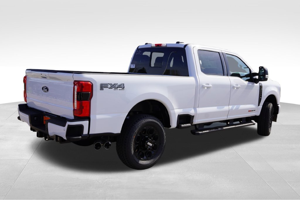 New 2027 Ford F350 Lariat w/ Black Appearance Package AWD/4WD image 3