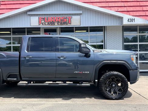 Used 2020 GMC Sierra 3500 AT4 w/ AT4 Premium Package AWD/4WD image 13
