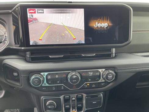 New 2026 Jeep Gladiator Mojave image 26