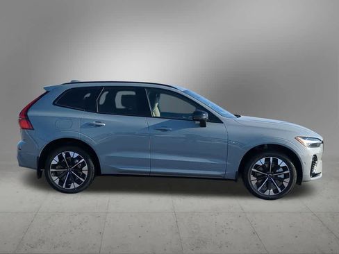 New 2026 Volvo XC60 T8 Plus w/ Protection Package Premier image 7