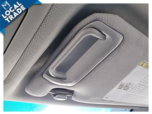 Used 2017 Toyota Camry SE image 37