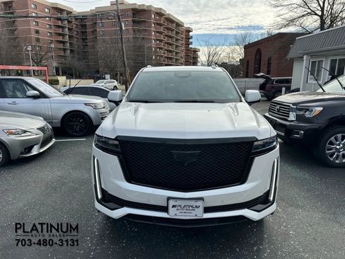 Used 2021 Cadillac Escalade ESV Sport w/ Driver Assist Tech Package image 4