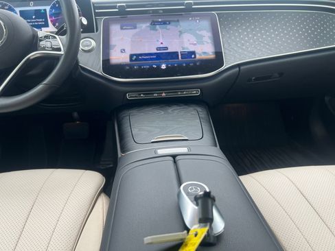 Used 2025 Mercedes-Benz E 350 E 350 image 11