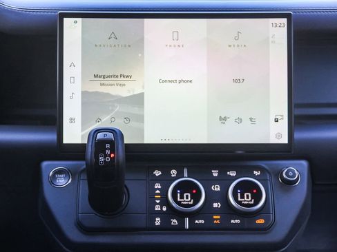 New 2026 Land Rover Defender 110 S image 10