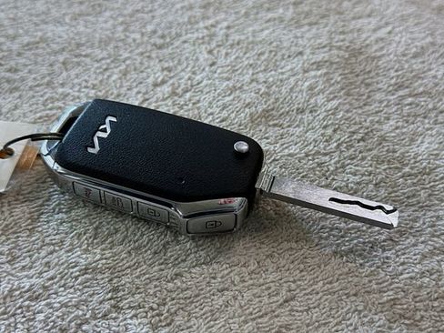 Used 2023 Kia Forte LXS image 31