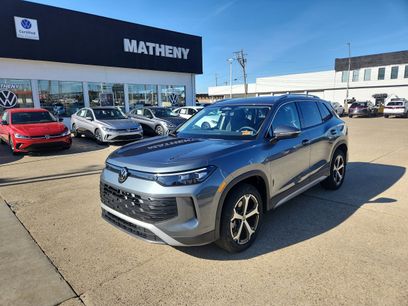 New 2026 Volkswagen Tiguan SE